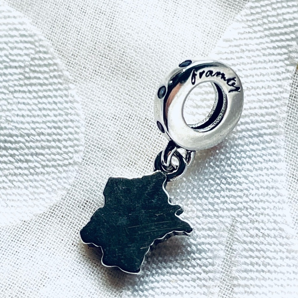 ❤️NWOT France Charm – "C'est la Vie" - Picture 9 of 13